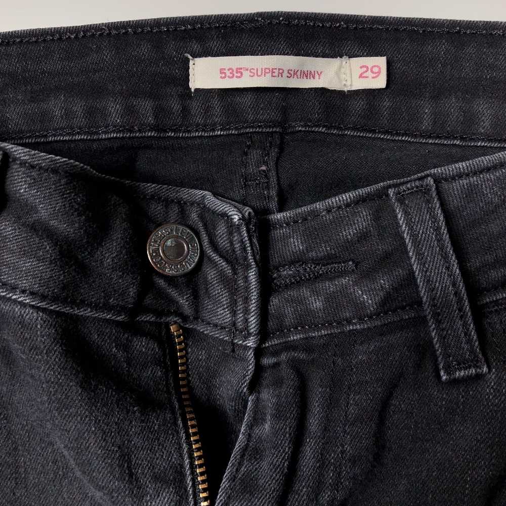 Black Levi Jeans